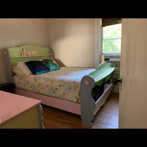 Girls Bedroom Set